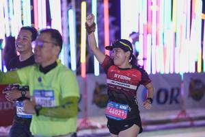 BIB: 424, 46021
                            <button type="button" onclick="openModal(23224181)" class="btn btn-primary btn-sm float-right btn-popup" data-toggle="modal" data-target=".modal-high-quality">
                        <i class="fas fa-shopping-cart"></i> Add to Cart
                    </button>
                                            <button type="button" onclick="isThisMe(23224181, true)" class="btn btn-success btn-sm float-right btn-popup btn-isme hidden" data-toggle="tooltip" data-placement="bottom" title="นี่คือรูปของคุณใช่ไหม คลิกที่นี่เพื่อเอาเข้าอัลบั้ม">
                        <i class="fas fa-plus"></i> Add to album
                    </button>
                    <button type="button" onclick="isThisMe(23224181, false)" class="btn btn-warning btn-sm float-right btn-popup btn-isnotme hidden">
                        <i class="fas fa-ban"></i> Remove from album
                    </button>